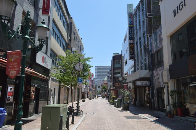 浜松・有楽街の商店街