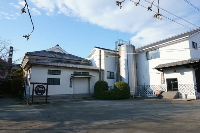 城島の酒蔵（比翼鶴酒造）の蔵と工場