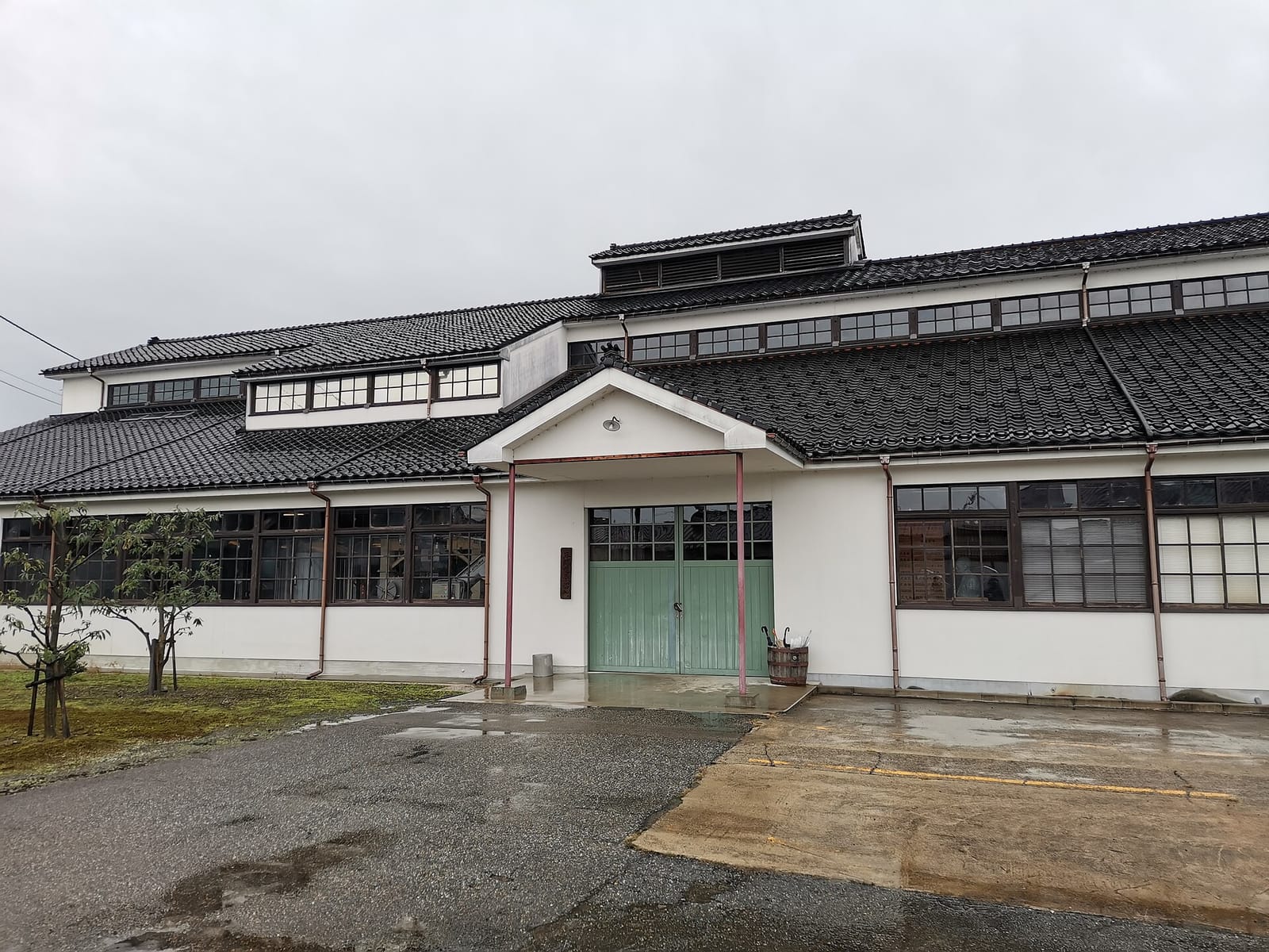 三郎丸蒸留所の製造棟