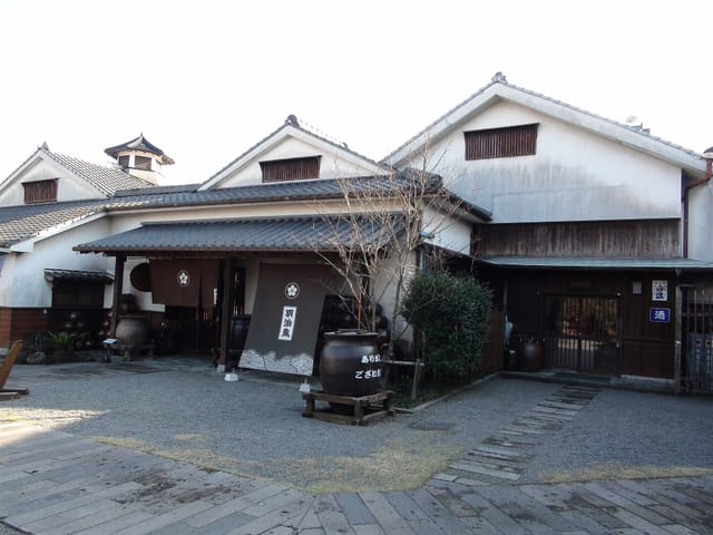 薩摩酒造 花渡川蒸溜所・明治蔵の外観