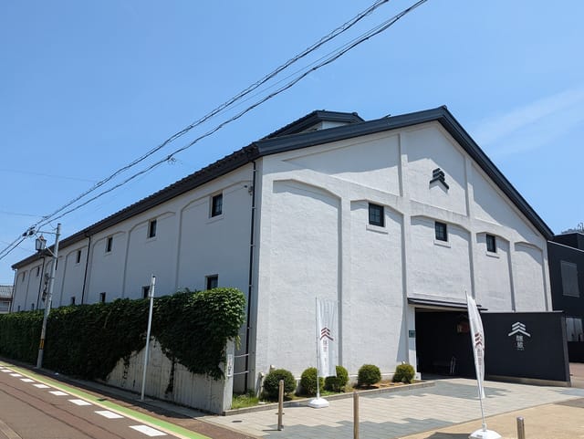 吉乃川の酒ミュージアム「醸蔵」（常倉）の外観